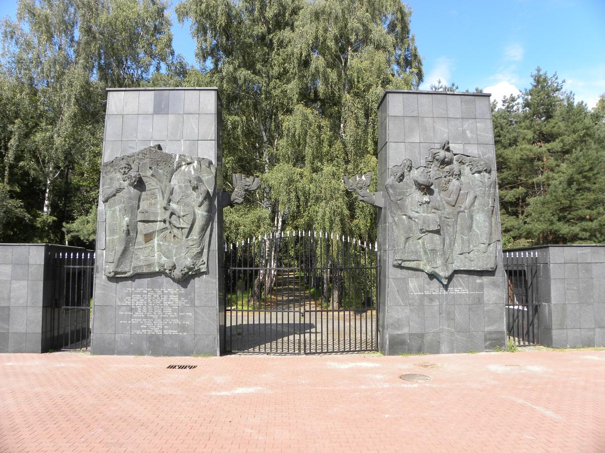 Wikipedia, Brdno Jewish Cemetery, Cemetery gates in Warsaw, Gates in Warsaw, Images from Wiki Loves